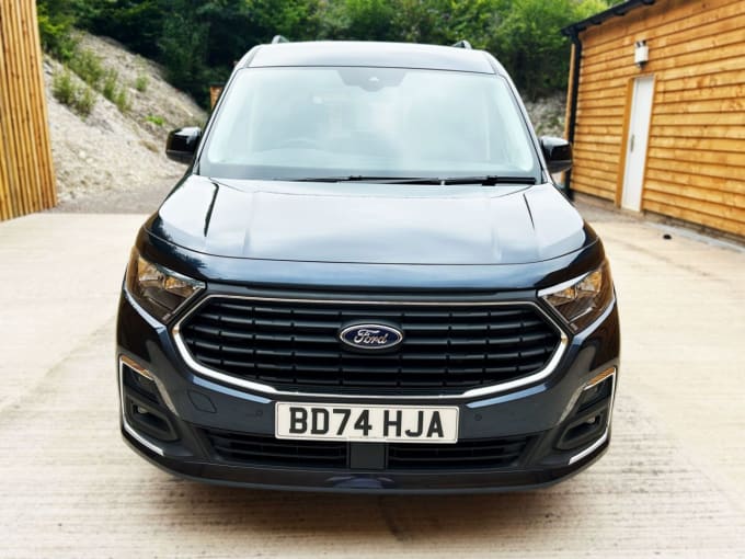 2025 Ford Grand Tourneo Connect
