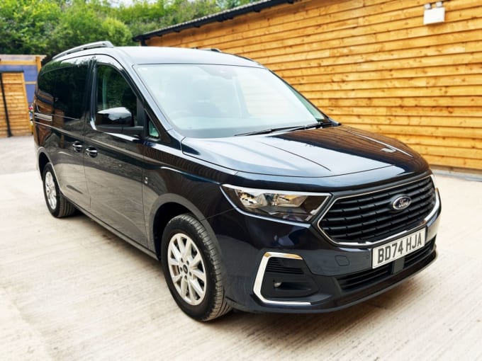 2025 Ford Grand Tourneo Connect