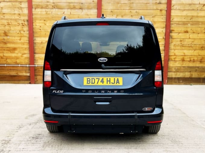 2025 Ford Grand Tourneo Connect