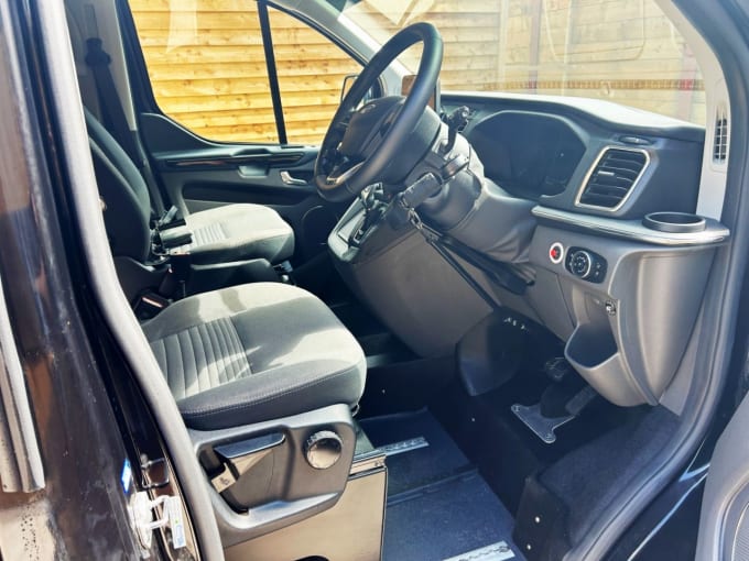 2025 Ford Tourneo Custom