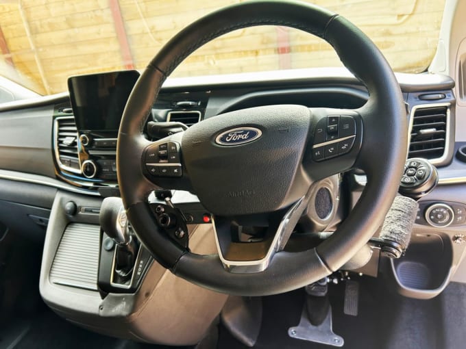 2025 Ford Tourneo Custom
