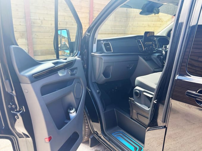 2025 Ford Tourneo Custom
