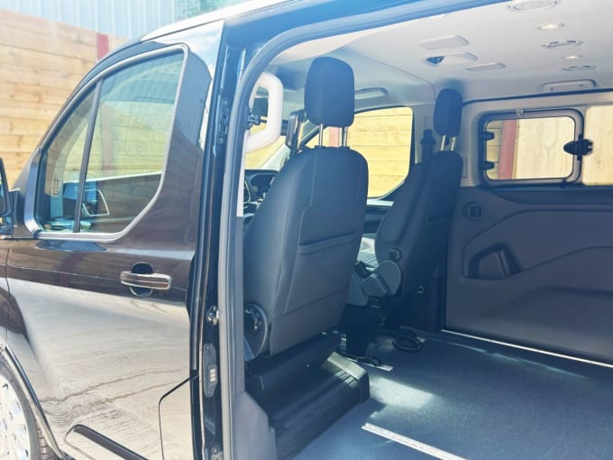 2025 Ford Tourneo Custom