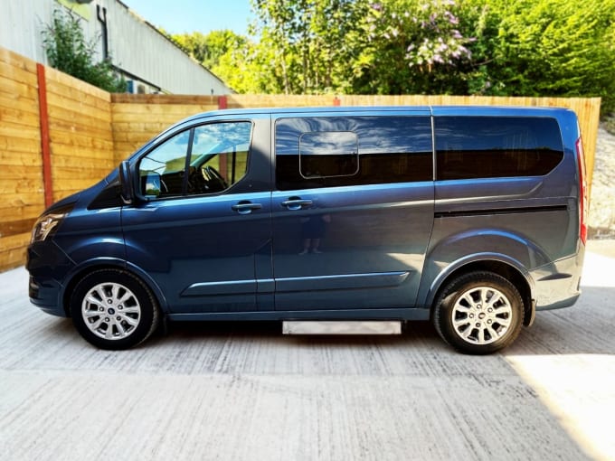 2025 Ford Tourneo Custom