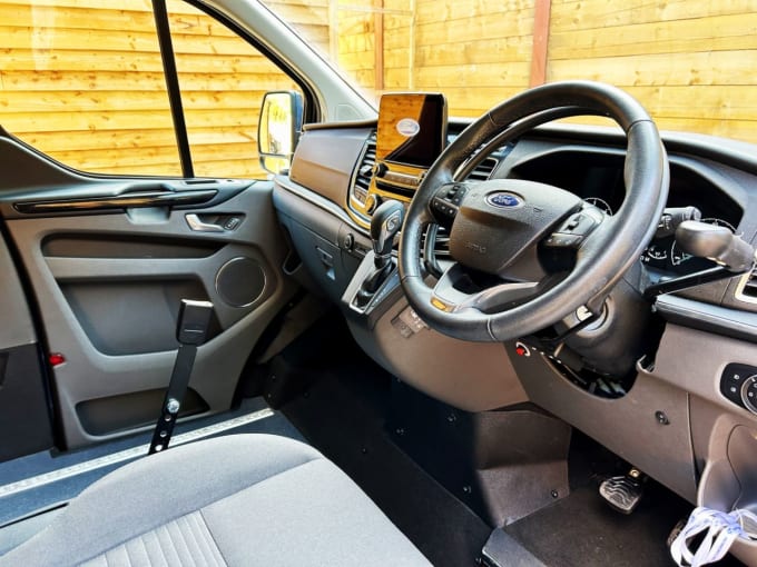2025 Ford Tourneo Custom