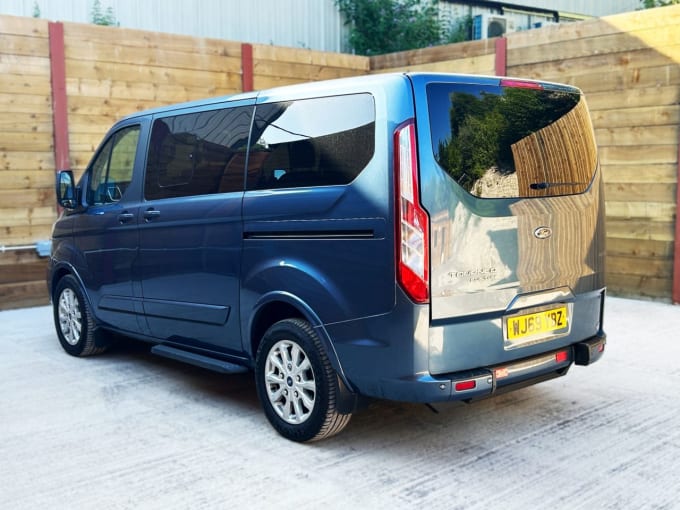 2025 Ford Tourneo Custom