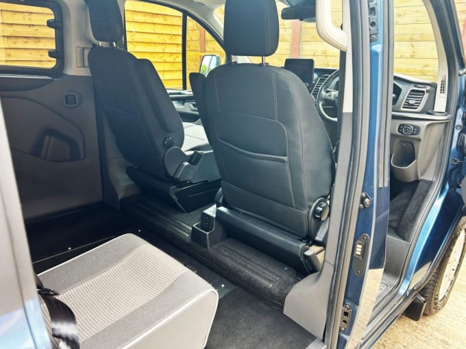 2025 Ford Tourneo Custom