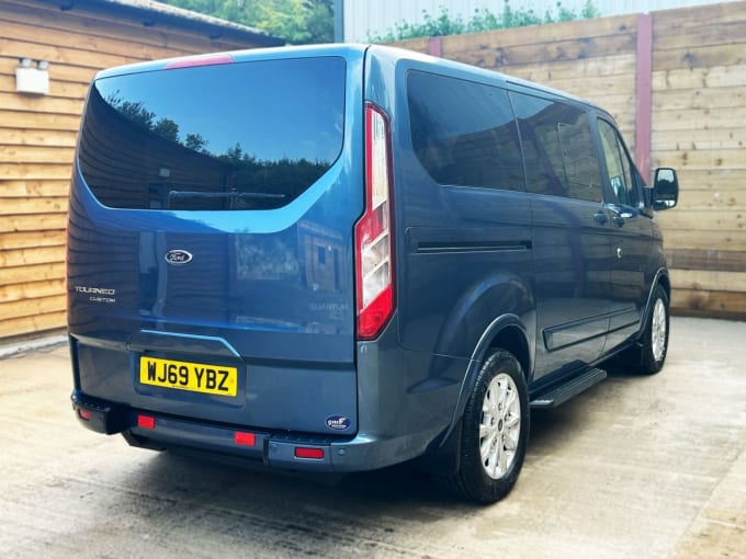 2025 Ford Tourneo Custom