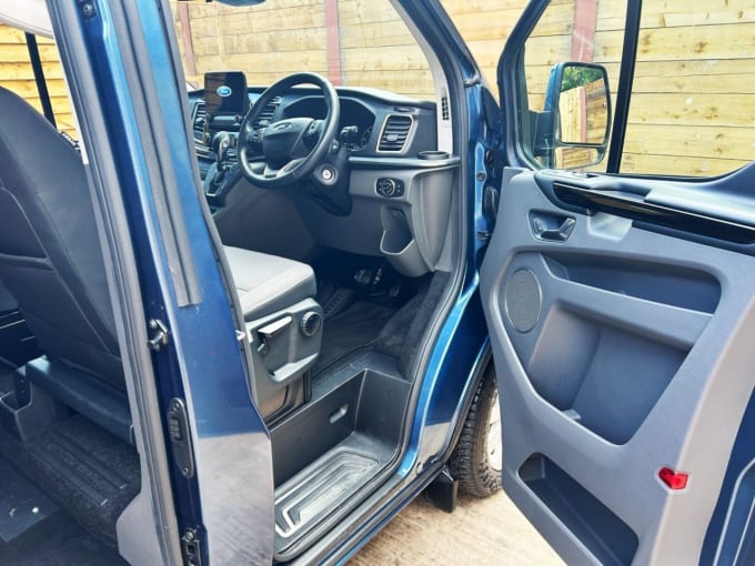 2025 Ford Tourneo Custom