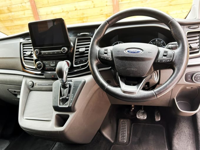 2025 Ford Tourneo Custom