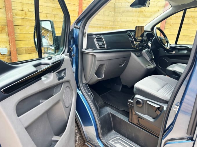 2025 Ford Tourneo Custom