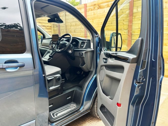 2025 Ford Tourneo Custom