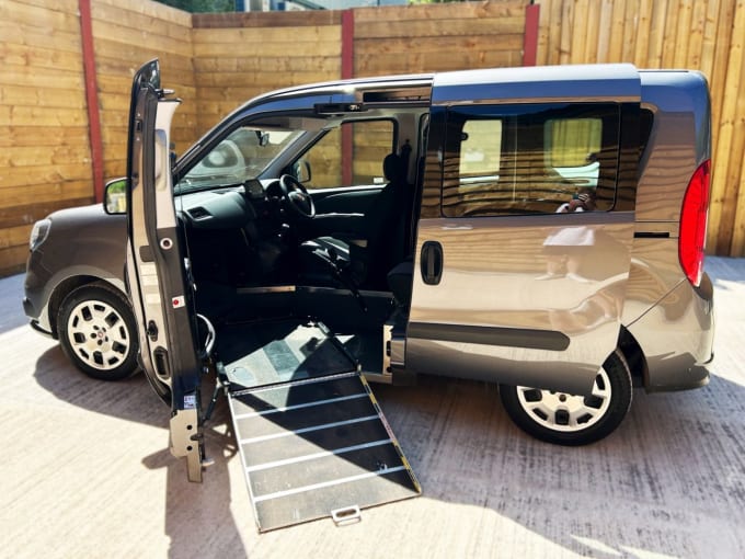 2025 Fiat Doblo