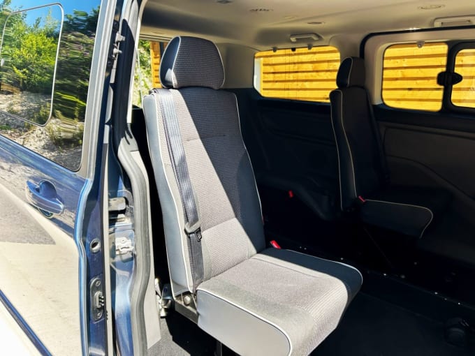 2025 Ford Tourneo Custom