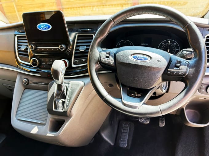2025 Ford Tourneo Custom