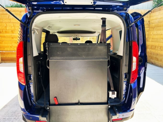 2025 Fiat Doblo