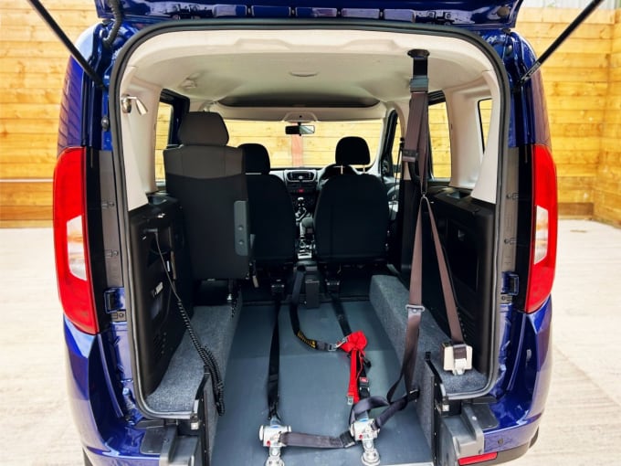 2025 Fiat Doblo
