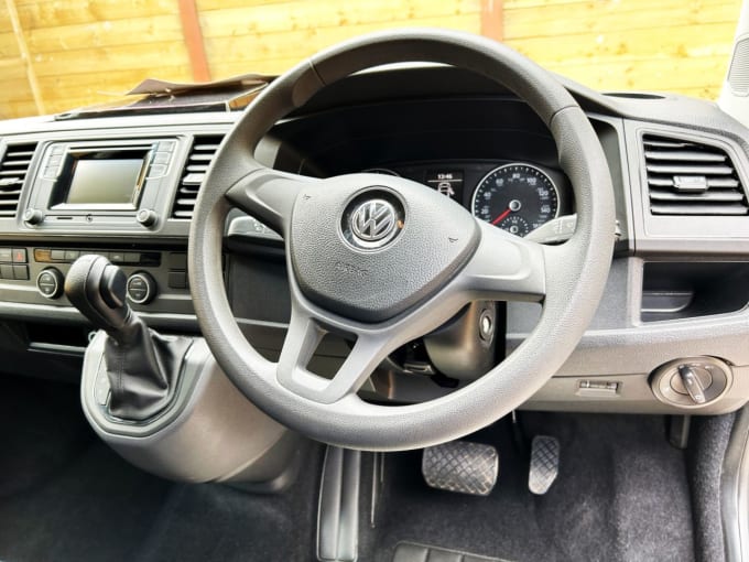 2025 Volkswagen Transporter
