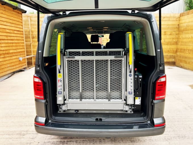 2025 Volkswagen Transporter