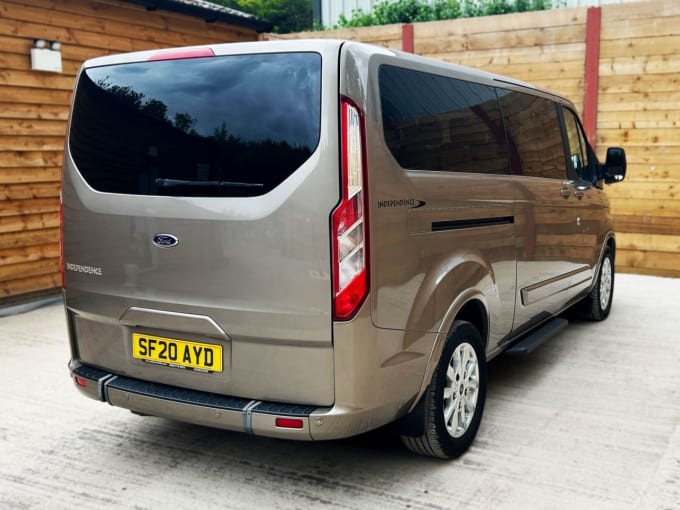 2025 Ford Tourneo Custom