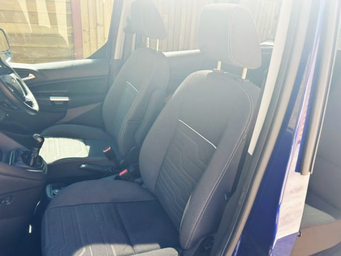 2025 Ford Tourneo Connect