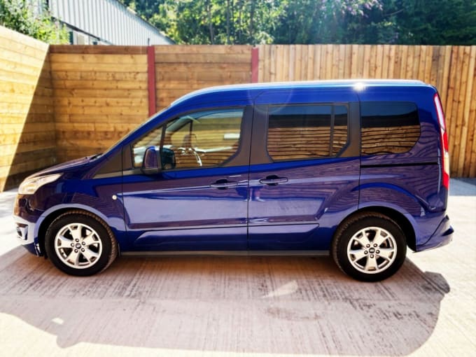 2025 Ford Tourneo Connect