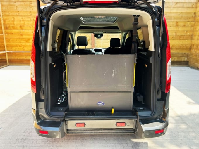 2025 Ford Tourneo Connect
