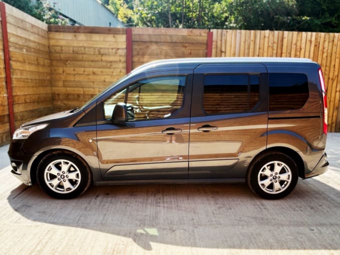 2025 Ford Tourneo Connect