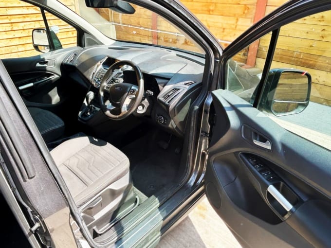 2025 Ford Tourneo Connect
