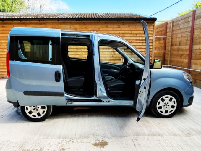 2025 Fiat Doblo