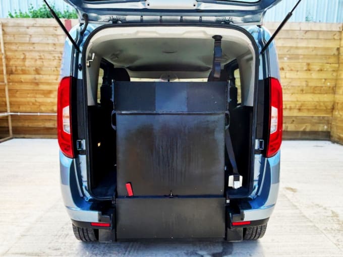 2025 Fiat Doblo