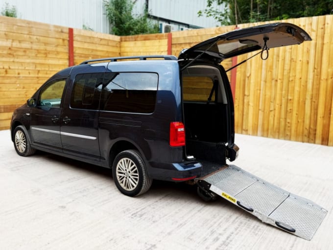 2025 Volkswagen Caddy Maxi Life