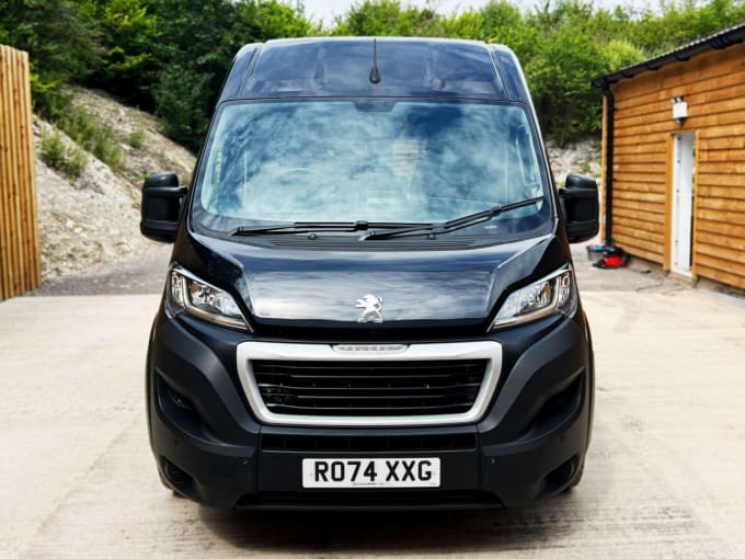 2025 Peugeot Boxer