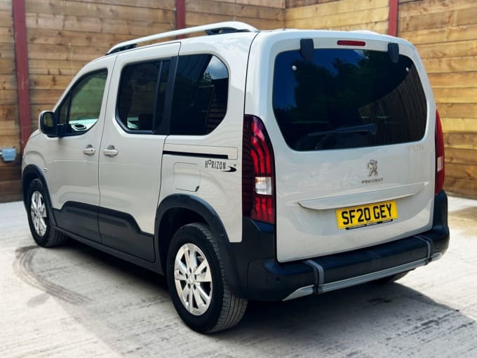 2025 Peugeot Rifter