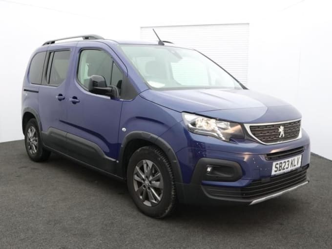 2025 Peugeot Rifter