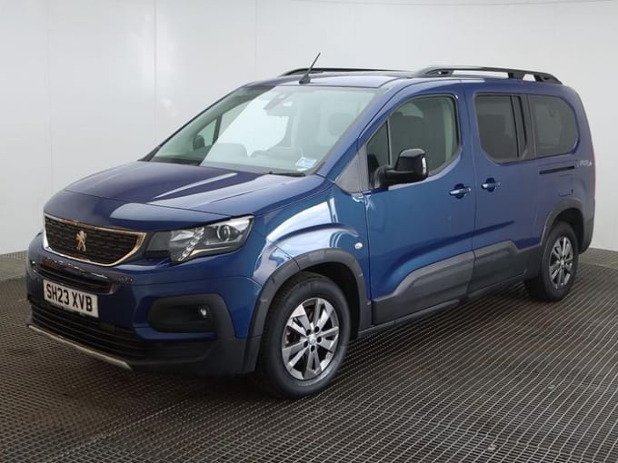 2025 Peugeot Rifter
