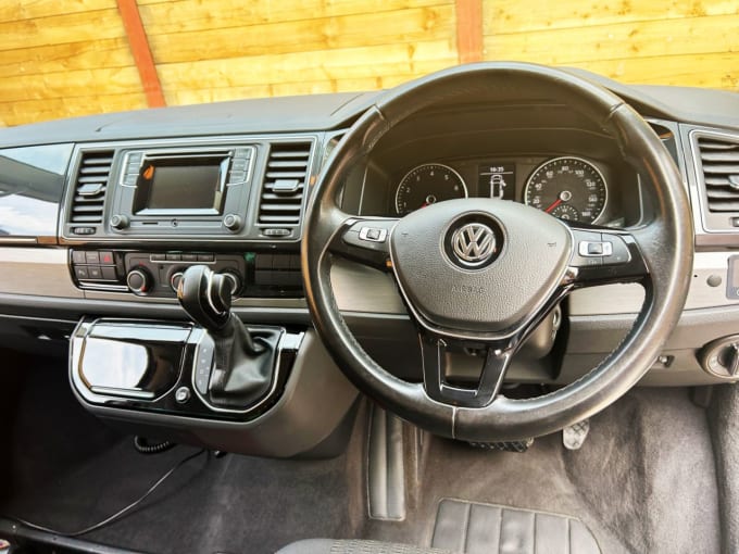 2025 Volkswagen Caravelle