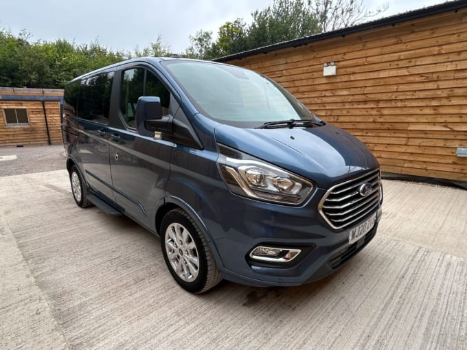 2025 Ford Tourneo Custom