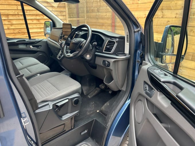 2025 Ford Tourneo Custom