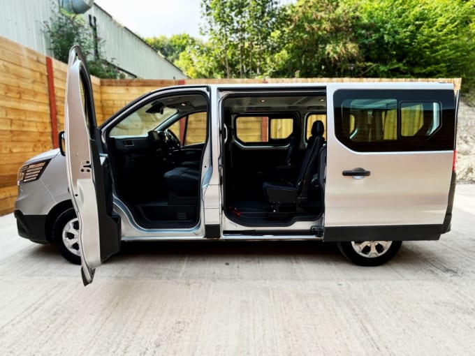 2025 Renault Trafic