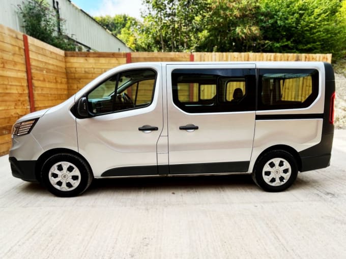 2025 Renault Trafic