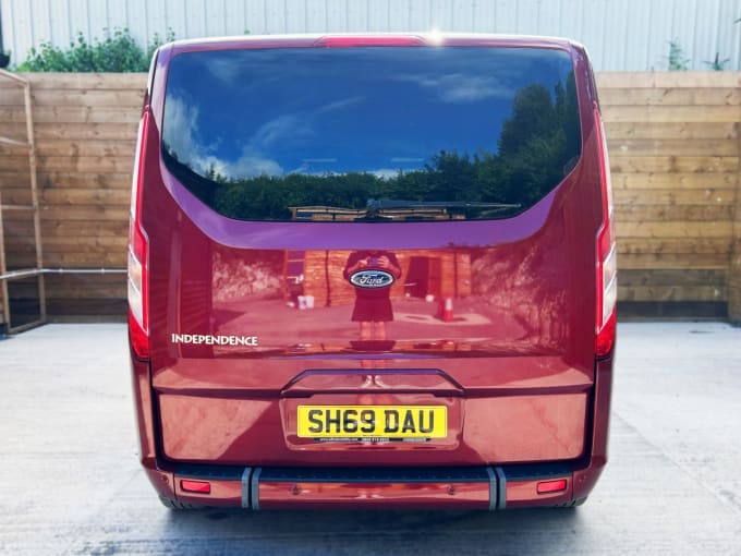 2025 Ford Tourneo Custom