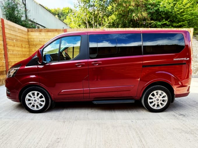 2025 Ford Tourneo Custom