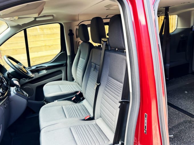 2025 Ford Tourneo Custom