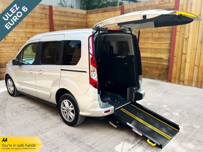 2025 Ford Tourneo Connect
