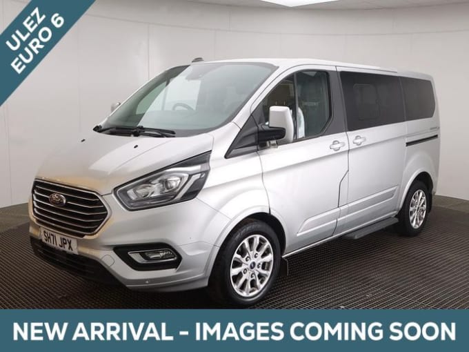 2025 Ford Tourneo Custom