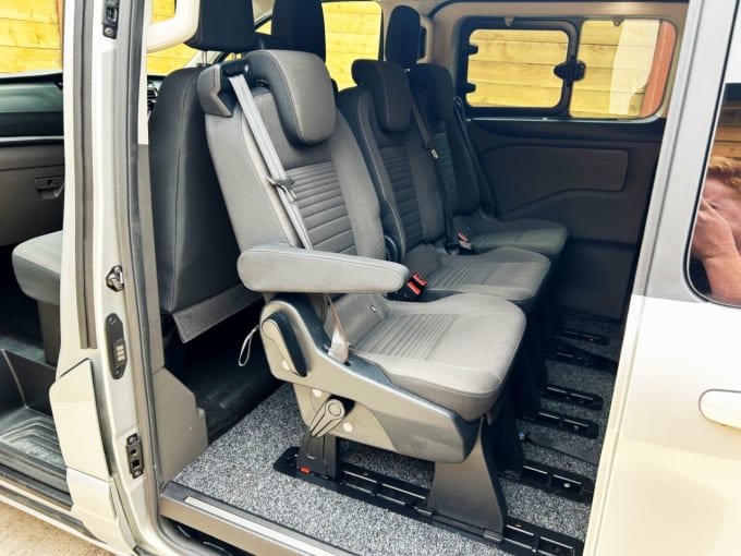 2025 Ford Tourneo Custom