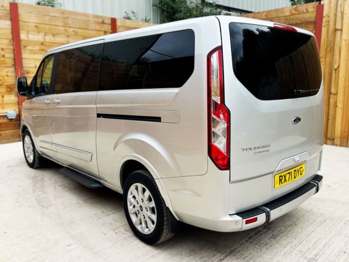2025 Ford Tourneo Custom