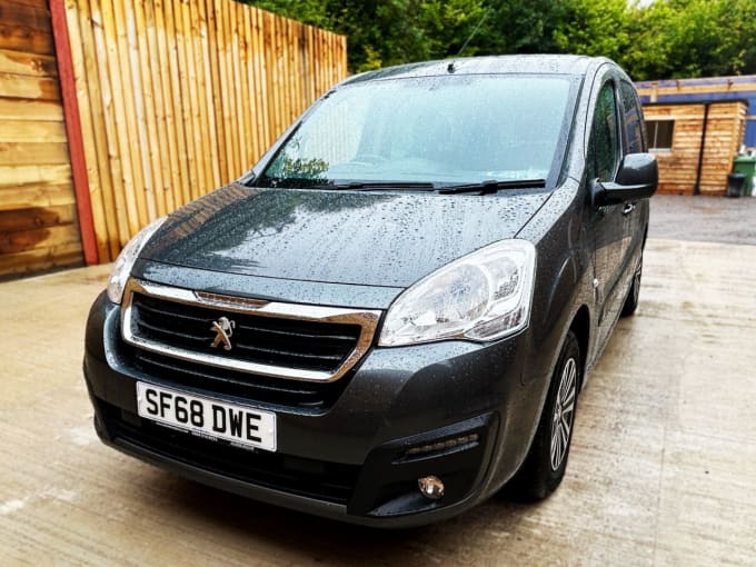 2025 Peugeot Partner Tepee