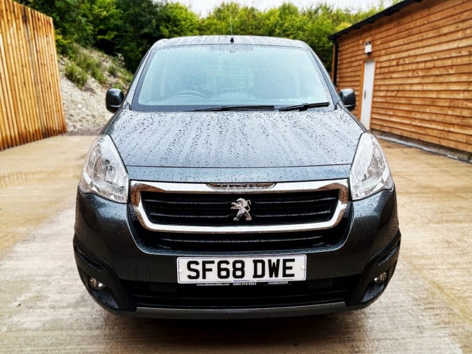2025 Peugeot Partner Tepee